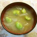 ☆Rokko☆'s cooksnap of when they made ❤新たまとそら豆の❤お味噌汁❤.