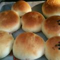 MOLTS's cooksnap of when they made ホエイを使った生地で！成型簡単パン☆.