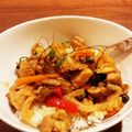 ＊メグリンヌ＊'s cooksnap of when they made レンジで！新たまねぎと鶏もも肉のカレー丼.