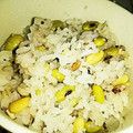 ユーロン's cooksnap of when they made もっちり✿味のある枝豆ご飯✿.