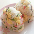 sweet_rose's cooksnap of when they made 桜えび&いり卵のおにぎり♪.