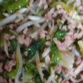 ぷにゅです's cooksnap of when they made ☆レタスともやしの肉味噌炒め☆.