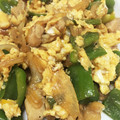 ふくふくこーんさん's cooksnap of when they made 鶏肉としめじのふわふわ卵炒め.