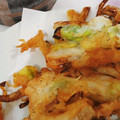 ｷﾜﾐ's cooksnap of when they made そら豆と玉ねぎのかき揚げ.