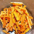 myとんすけ's cooksnap of when they made お弁当に　ごま塩ふりかけ大活躍①人参.