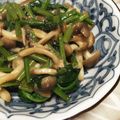 tanoyuki's cooksnap of when they made きのことほうれん草のアンチョビ炒め.