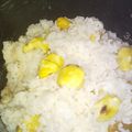 aizawaちゃぁ's cooksnap of when they made 秋の味覚☆炊飯器簡単甘いホクホク栗ごはん.