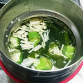 hozunyam's cooksnap of when they made オクラとえのき♪ねばねばスープ.