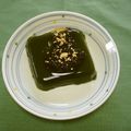 *ひろみ*'s cooksnap of when they made 抹茶餅　わらびもち粉＋寒天であっさりと.