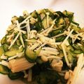 はらぺこぺこまる's cooksnap of when they made キュウリとエノキとわかめのピリ辛酢の物。.