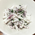 ☆kakko☆'s cooksnap of when they made 即席・おつまみ♪長芋のゆかり和え.