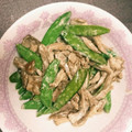 ✴秋茜✴'s cooksnap of when they made ＊お弁当＊えりんぎと絹さやのオイマヨ炒め.