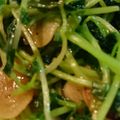 クック1QUBWN☆'s cooksnap of when they made 豆苗のガーリック炒め.