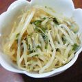 有希-yuki-'s cooksnap of when they made 給料日前にど～ぞ♪　簡単☆もやし酢.