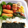ほろ酔いおかん's cooksnap of when they made 簡単 キャラ弁 おかず ちくわタコ星人①.