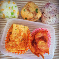 komugiko4's cooksnap of when they made 和風ツナマヨ＆梅ゴマ☆おにぎり.
