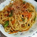 1児mamaちゃん's cooksnap of when they made パパッと簡単☆焼きうどん.
