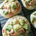 hirailuca's cooksnap of when they made そら豆とベーコンのパン.