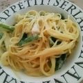 梨パフェ♪'s cooksnap of when they made サラダチキンとほうれん草のクリームパスタ.