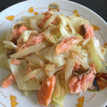 COOK884's cooksnap of when they made 鮭とキャベツのマヨ炒め.