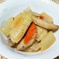 ＊れいぴん＊'s cooksnap of when they made 鶏手羽先と大根の味噌煮込み♪.
