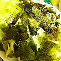ユーロン's cooksnap of when they made 混ぜるだけ♪レタスと海苔のしっとりサラダ.