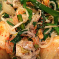 ☆yuyuneko☆'s cooksnap of when they made 簡単にらともやしのキムチ炒め.