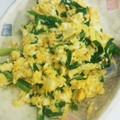 李紅龍's cooksnap of when they made 母の味♬にらの卵とじ.