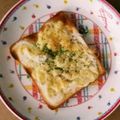 κia's cooksnap of when they made 新玉ねぎ☆バターオニオントースト.
