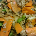 料理作造's cooksnap of when they made 豚肉と豆苗と野菜のオイスター炒め.
