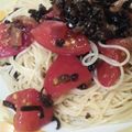 CoffeeCoco's cooksnap of when they made 簡単のりと梅干しパスタ.