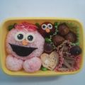 ☆涙架☆'s cooksnap of when they made モッピー＆エルモ☆簡単キャラ弁♬.