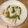 クックZM7G47☆'s cooksnap of when they made スナップエンドウと鶏胸肉の塩蒸し炒め.