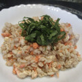 ジョングレ's cooksnap of when they made 手軽美味♡押し麦の鮭フレーク和え.