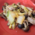 ムヒカ's cooksnap of when they made 白菜とシメジの醤油でサッと炒め.