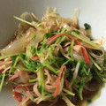 ゆずしちみ's cooksnap of when they made 玉ねぎと豆苗の和え物.