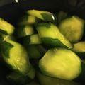 ★★☆ゆちゃん☆★★'s cooksnap of when they made 簡単!!きゅうりの浅漬け中華風ニンニク味.