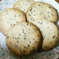 マロポム's cooksnap of when they made さくさく黒ごまクッキー.