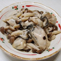 やまうさ's cooksnap of when they made 塩麹さんde牡蠣ときのこの酒蒸し.