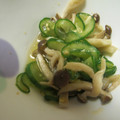腹下し's cooksnap of when they made きゅうりとシメジの和え物.