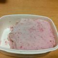 nyapple's cooksnap of when they made 生クリーム不要☆苺みるくヨーグルトアイス.