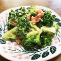 YUKIKI☆'s cooksnap of when they made 焼きブロッコリーと焼き明太子の和え物.