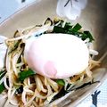 ＴＯＭＯＷＡＴ's cooksnap of when they made 温玉のっけにらもやし炒め.