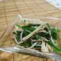 赤い電話's cooksnap of when they made 残り野菜で小鉢　ニラとエノキのおひたし.