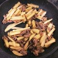 のんぴー♡'s cooksnap of when they made 新じゃがと牛肉の味噌炒め.