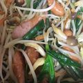 ヨウコ牛's cooksnap of when they made ■糖質制限■にらもやし炒め簡単キムチ味昼.