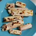 ✴秋茜✴'s cooksnap of when they made 余った餃子の皮で！カレーベーコン巻き☆.