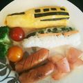 ろこずkitchen's cooksnap of when they made キャラ弁新幹線ﾄﾞｸﾀｰｲｴﾛｰ!!.