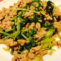 ゆっこ0917's cooksnap of when they made サラダ菜と挽肉のピリ辛温サラダ♪.