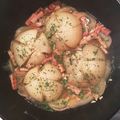 misuzu1122's cooksnap of when they made ★ダッチオーブン 玉ねぎとベーコンスープ.